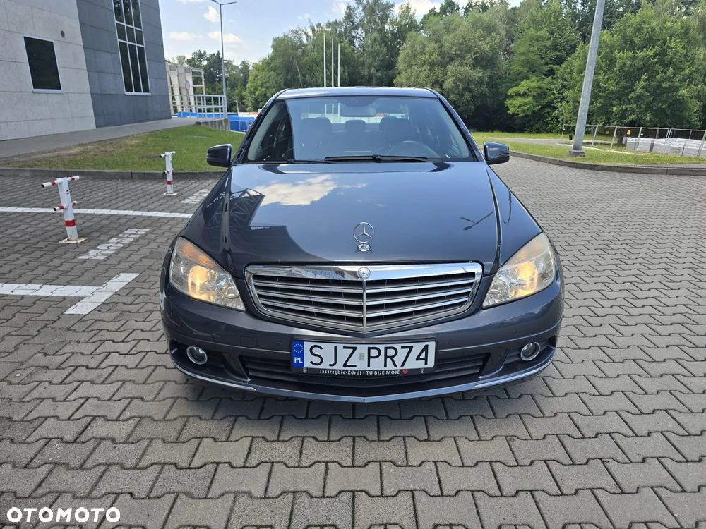 Mercedes-Benz Klasa C 250 CGI Automatik BlueEFFICIENCY Special Edition - 2