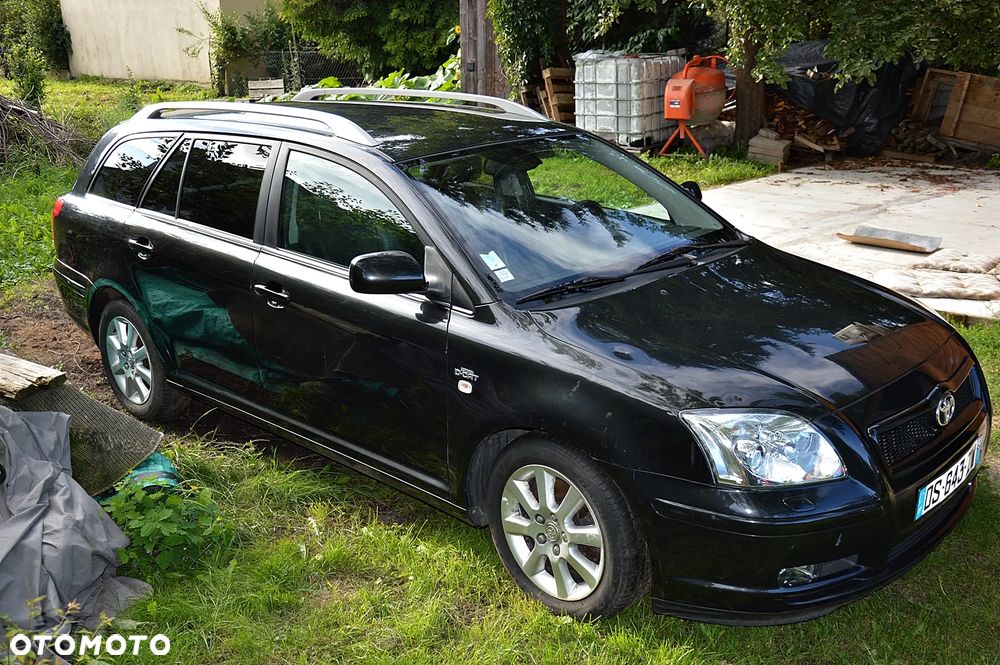 Toyota Avensis 2.2 D-4D Prestige - 4