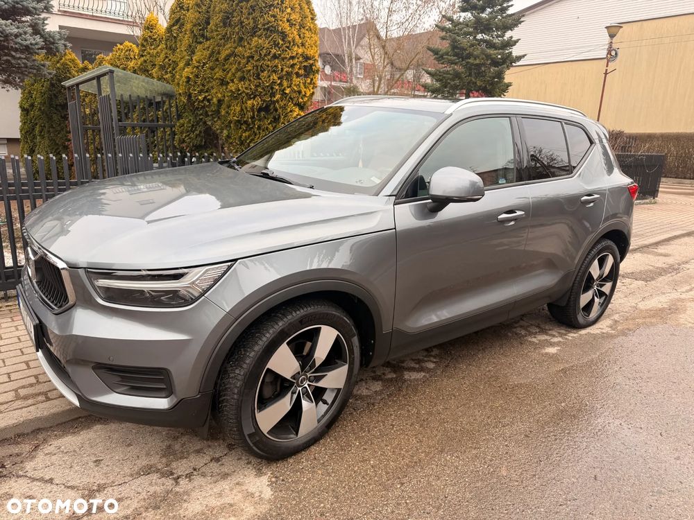 Volvo XC 40 D4 AWD Momentum (Intro Edition) - 5
