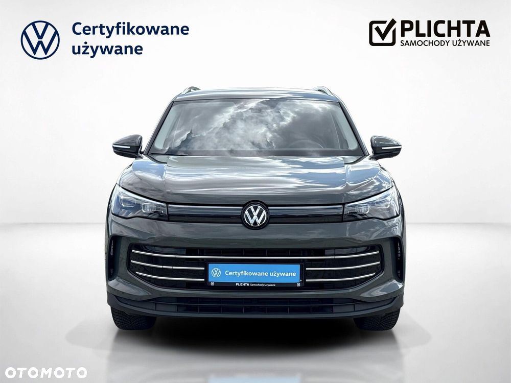 Volkswagen Tiguan - 9