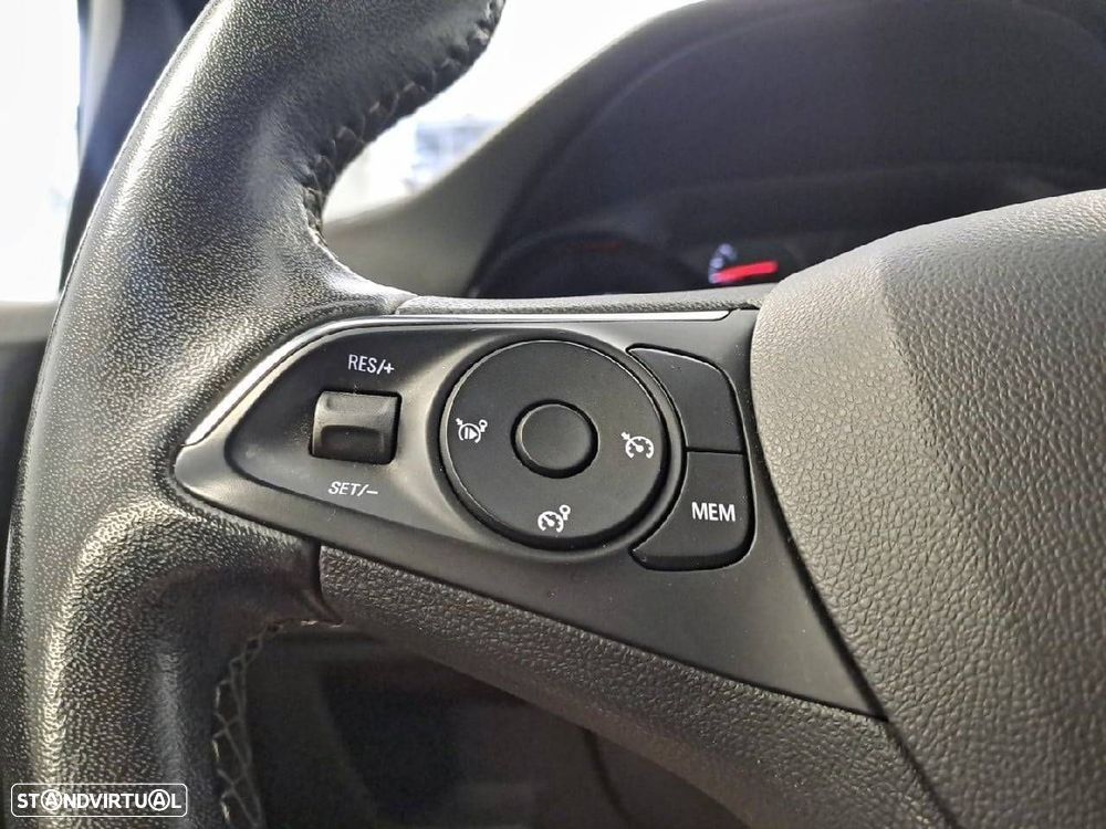 Opel Crossland X - 15