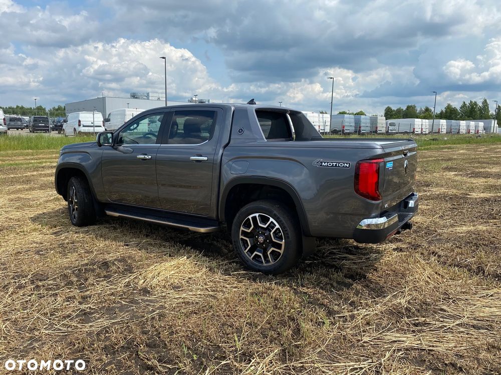 Volkswagen Amarok - 9
