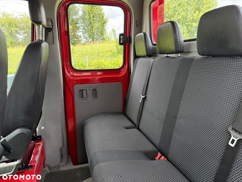 Mercedes-Benz Sprinter - 16