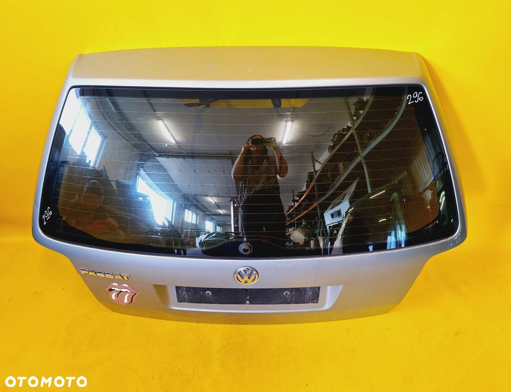 KLAPA SZYBA TYŁ TYLNA POKRYWA BAGAŻNIKA KLAPA VW PASSAT B5 LIFT 00-05 LAK: LA7S NR295 - 1