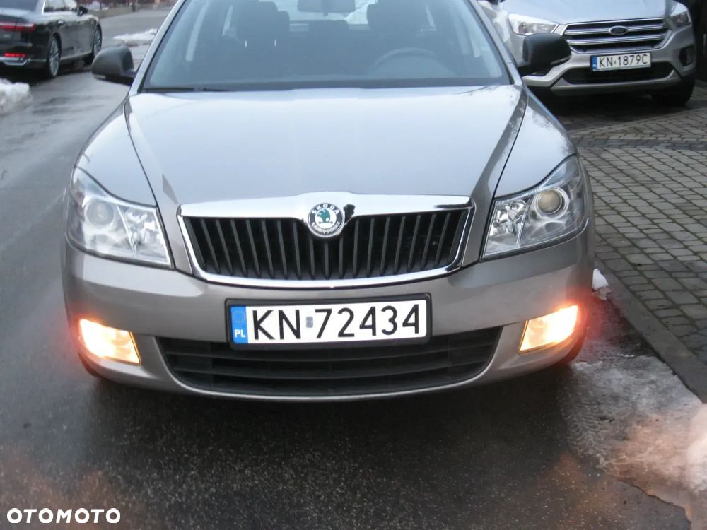 Skoda Octavia 1.6 Active - 1