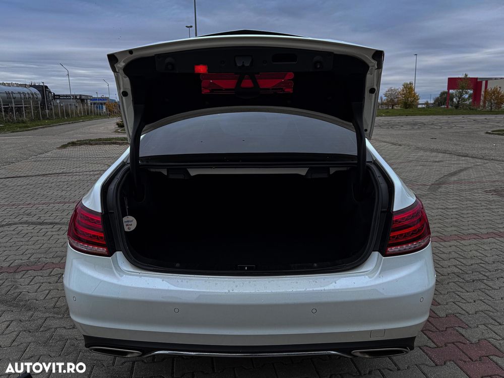 Mercedes-Benz E 200 4MATIC Aut. - 8
