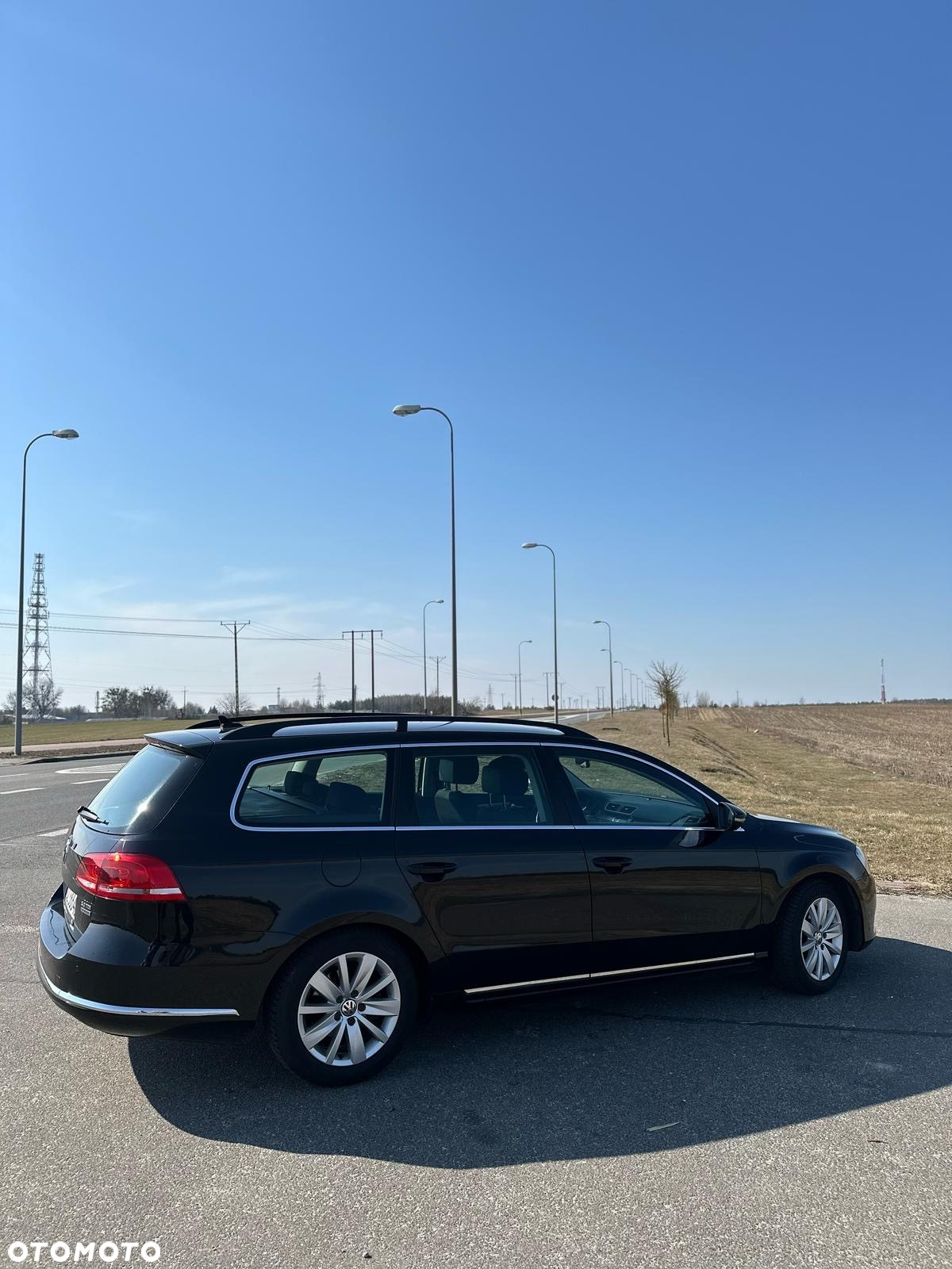 Volkswagen Passat 2.0 TDI Comfortline DSG - 9