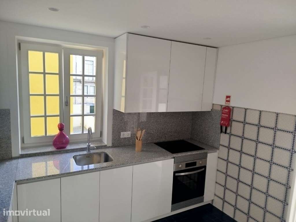 Quarto inserido em moradia de Alta qualidade - Centro Cidade - Grande imagem: 4/9