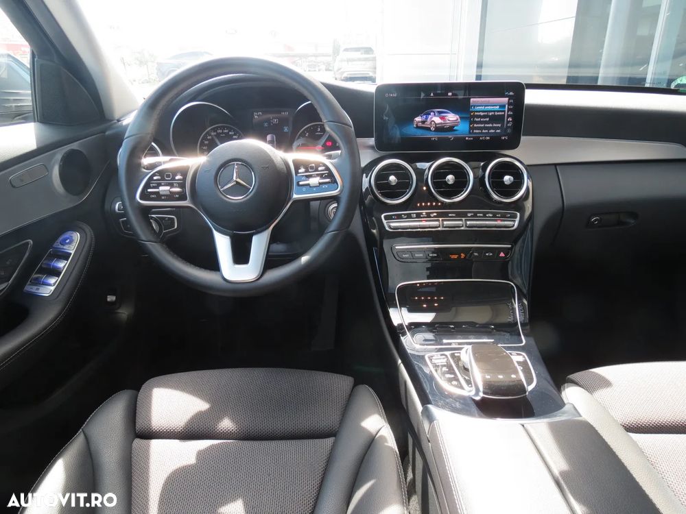 Mercedes-Benz C 220 d 4MATIC Aut - 10