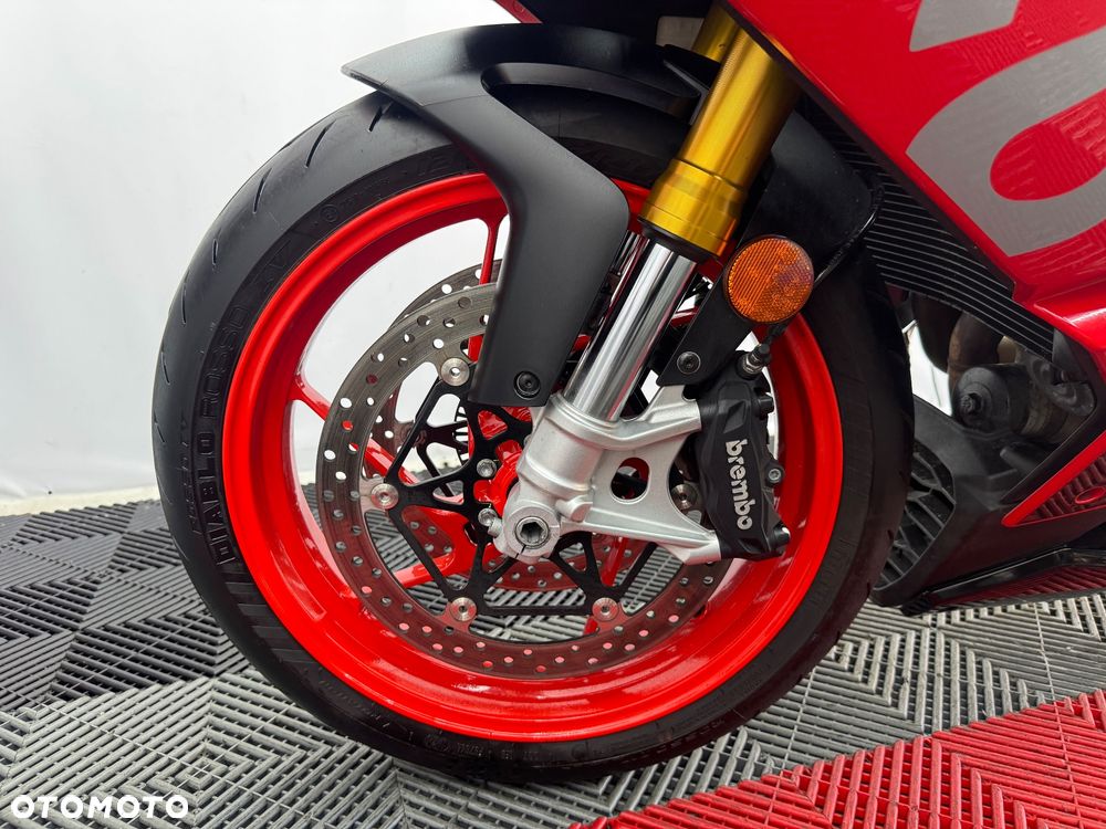Aprilia RS - 9