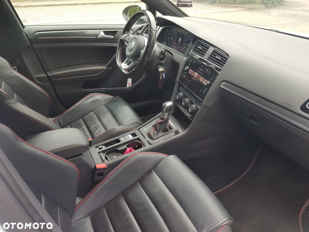 Volkswagen Golf 2.0 TSI BMT GTI Performance DSG - 24