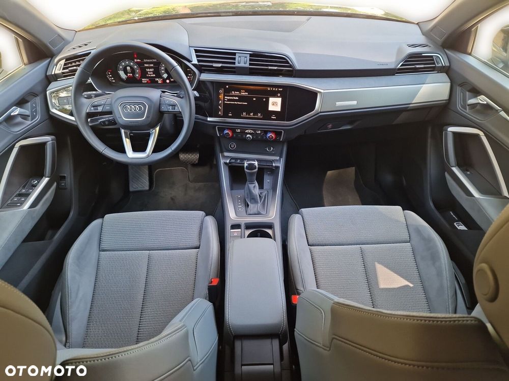 Audi Q3 35 TFSI mHEV S-Line S tronic - 23
