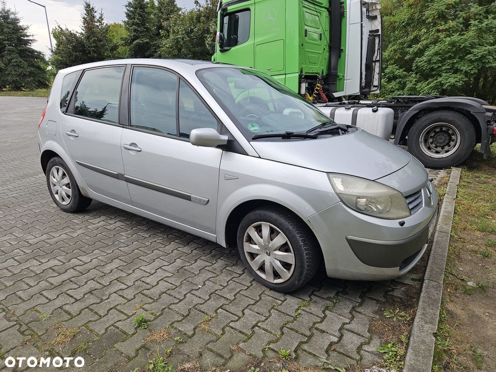 Renault Scenic - 2