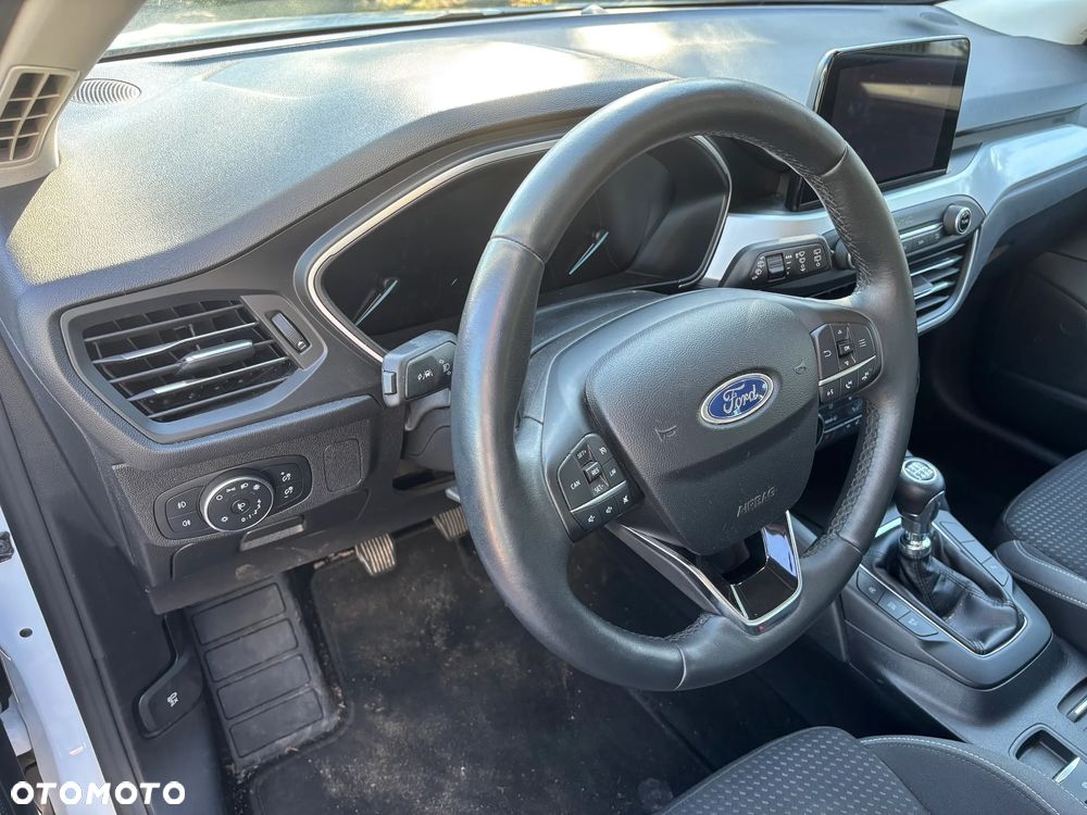 Ford Focus 1.0 EcoBoost Start-Stopp-System COOL&CONNECT - 11