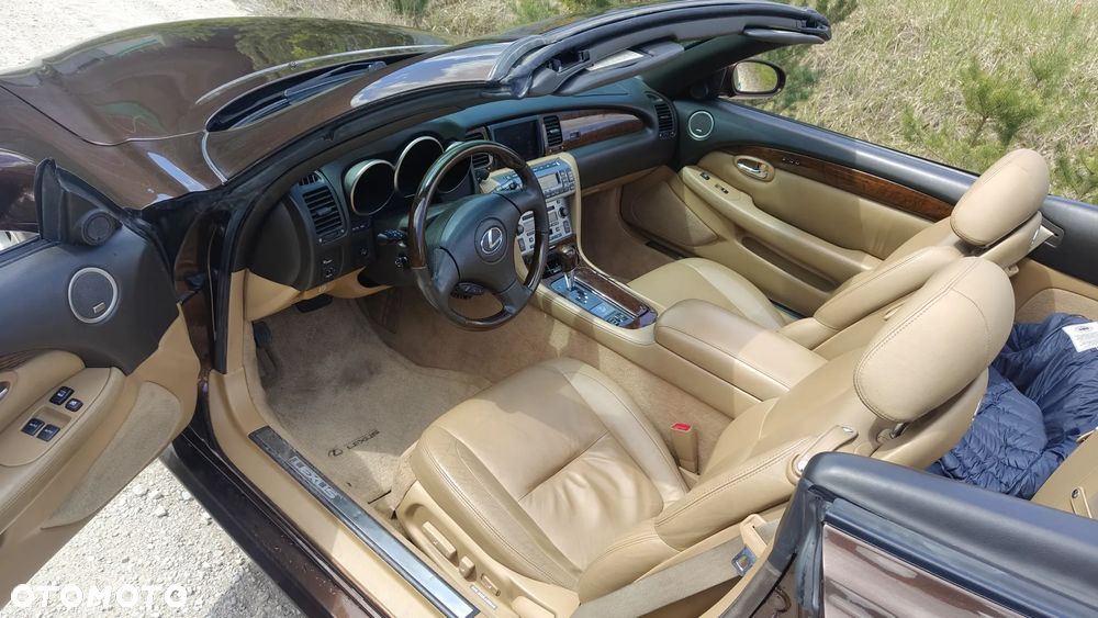 Lexus SC 430 - 10
