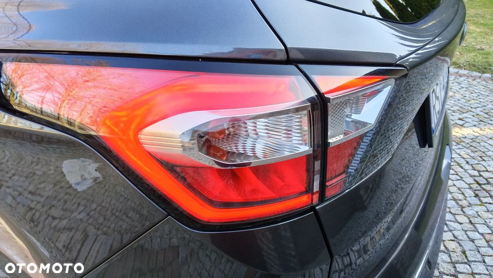 Ford Kuga 2.0 TDCi 4x4 Vignale - 12