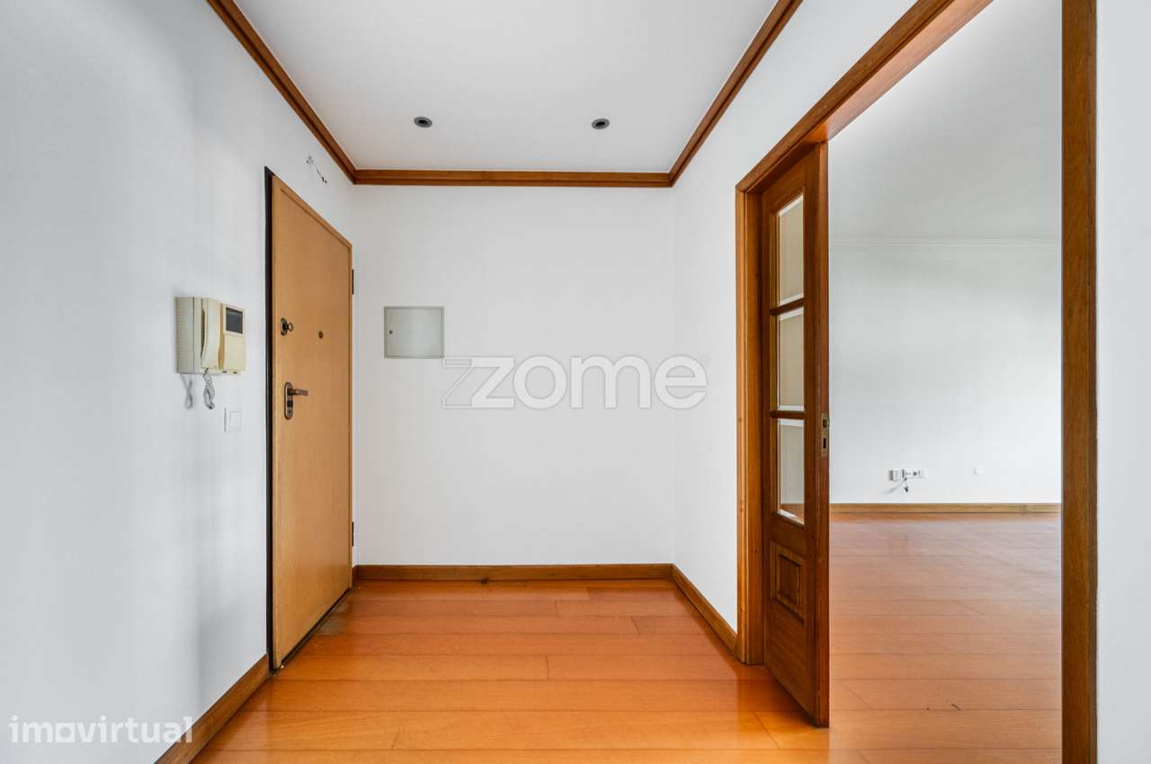 Apartamento T3 com áreas generosas, vistas deslumbrantes e localiza... - Grande imagem: 5/34