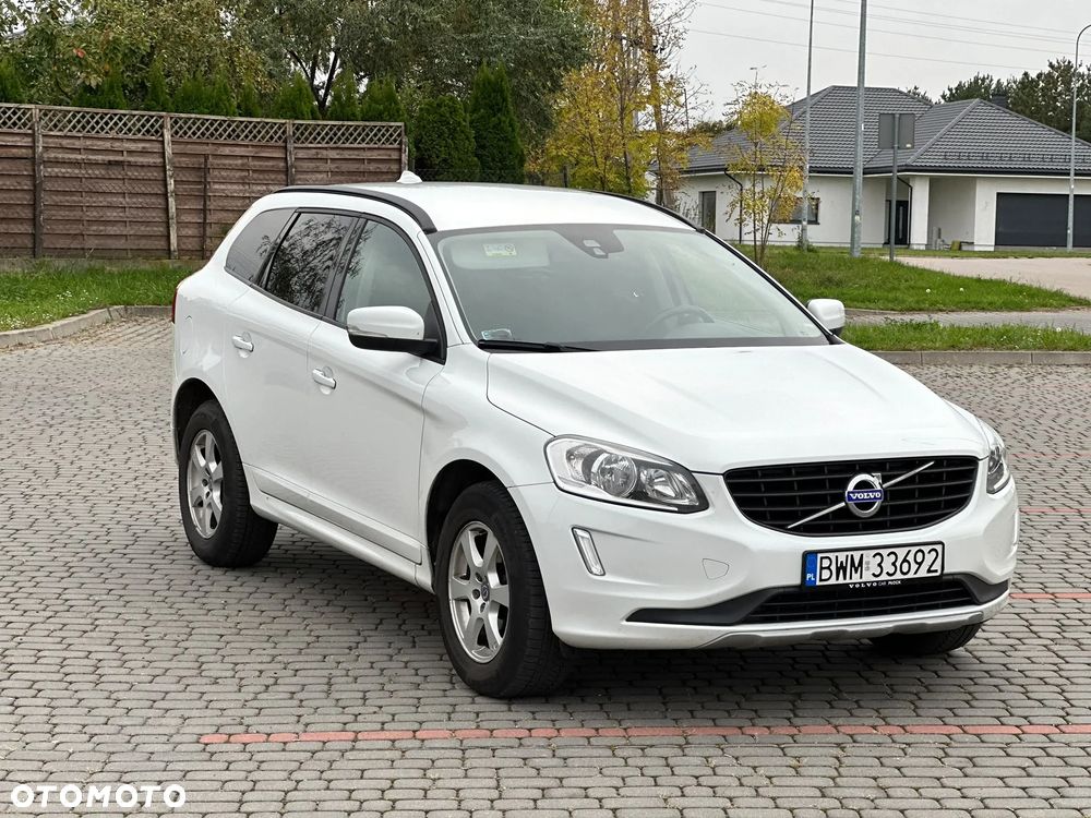 Volvo XC 60 D4 AWD Momentum - 14