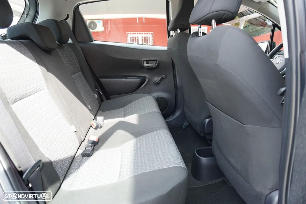 Toyota Yaris 1.4 D-4D ACtive+AC 99g - 13