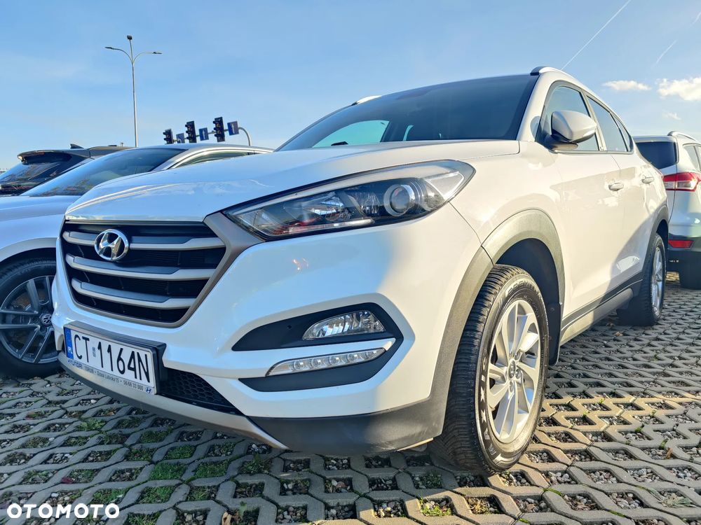 Hyundai Tucson 1.6 GDI BlueDrive GO 2WD - 19