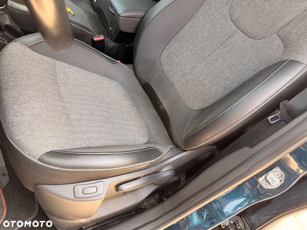 Renault Captur ENERGY TCe 120 EDC LIMITED - 22