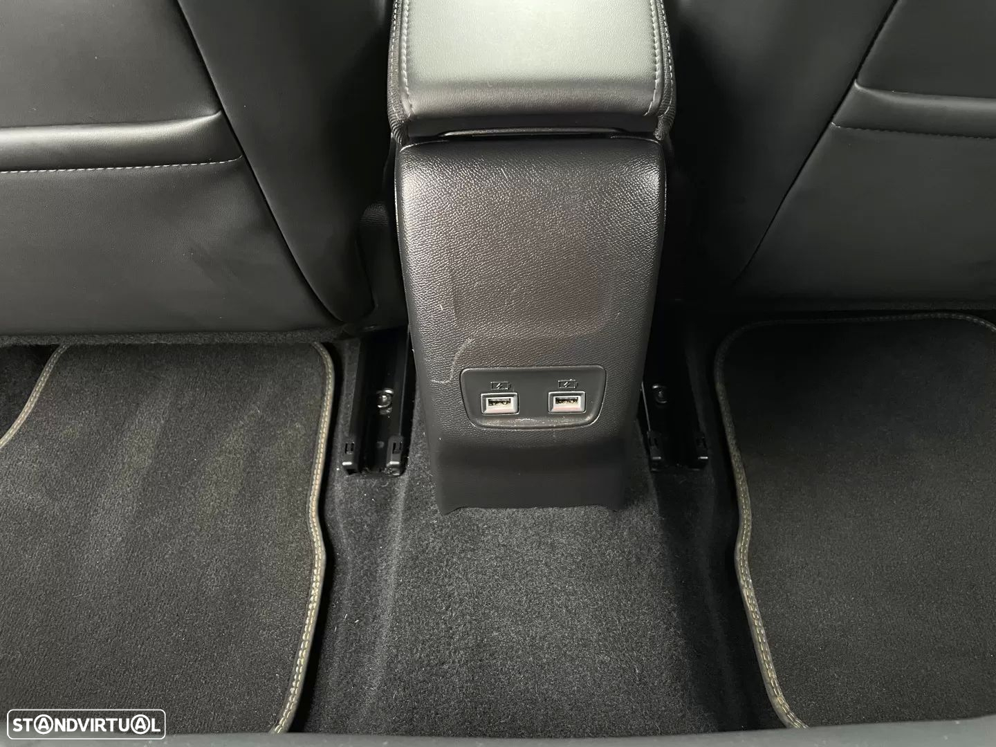 Peugeot 208 1.2 PureTech Allure Roadtrip EAT8 - 16
