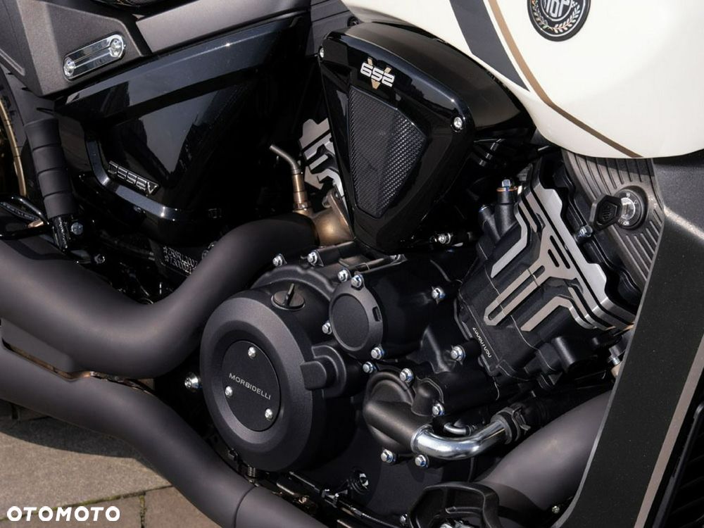Morbidelli C652V - 14