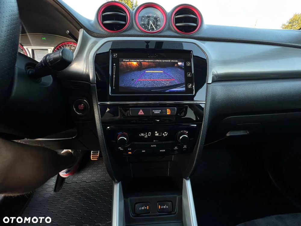 Suzuki Vitara 1.4 Boosterjet XLED 2WD - 29