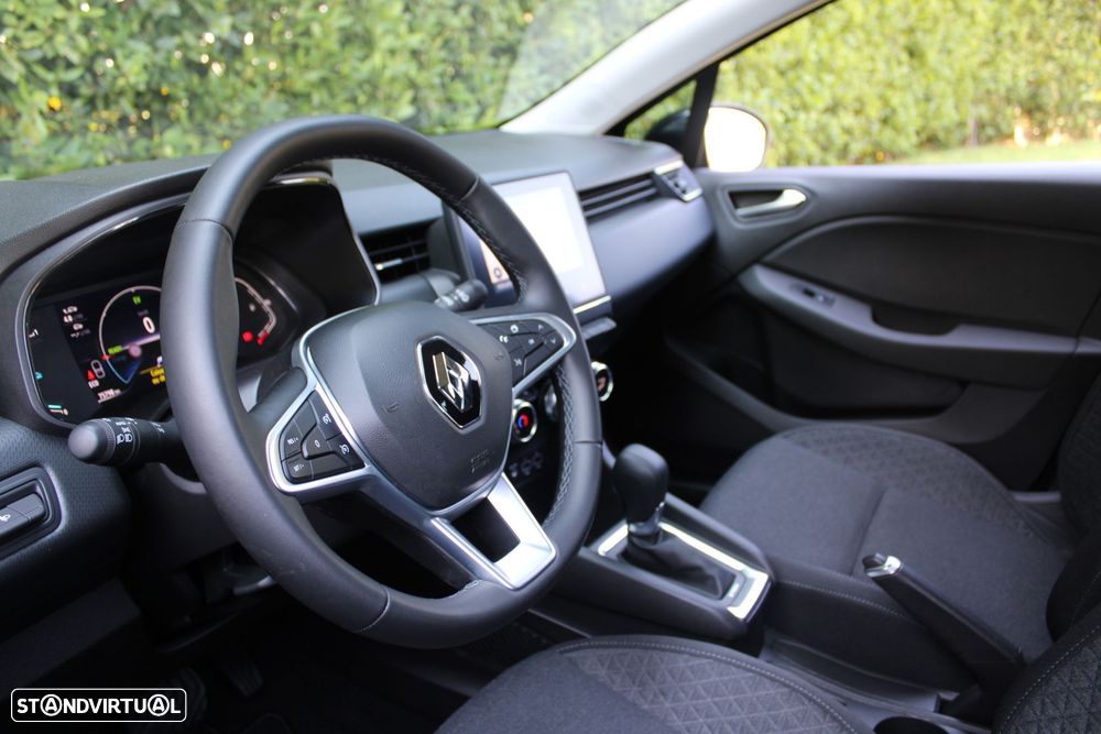 Renault Clio 1.6 E-Tech Edition One - 37