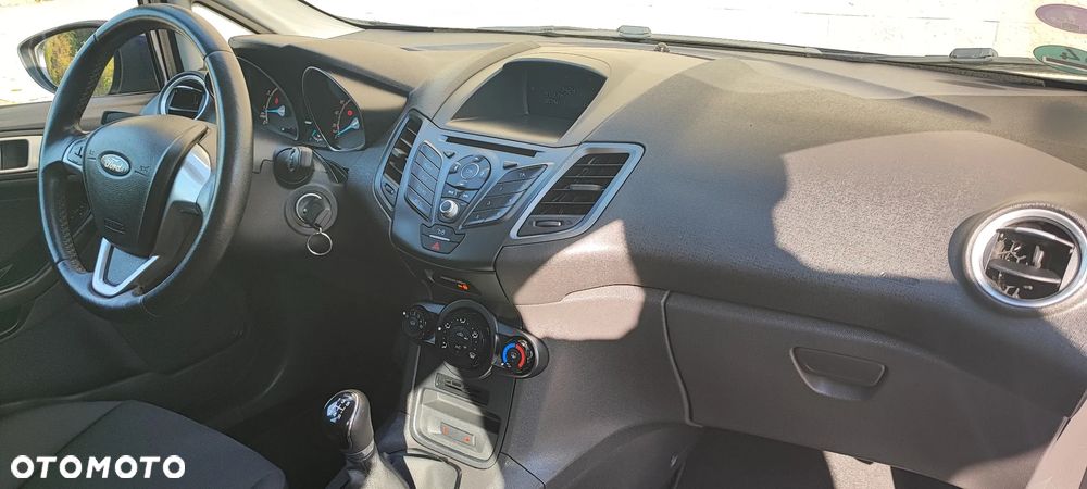 Ford Fiesta 1.25 Gold X EU5 - 37