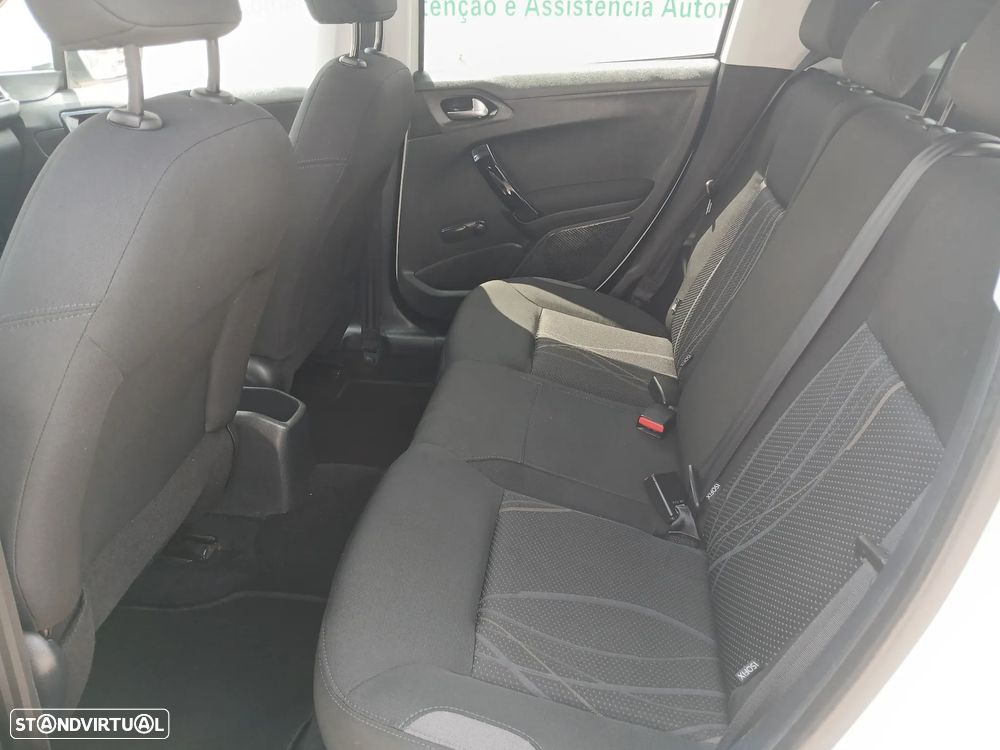 Peugeot 208 1.2 VTi Active - 18