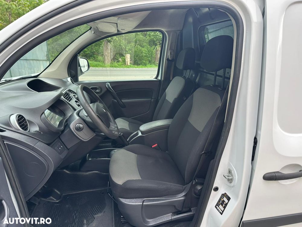 Renault Kangoo BLUE dCi 95 Intens - 13
