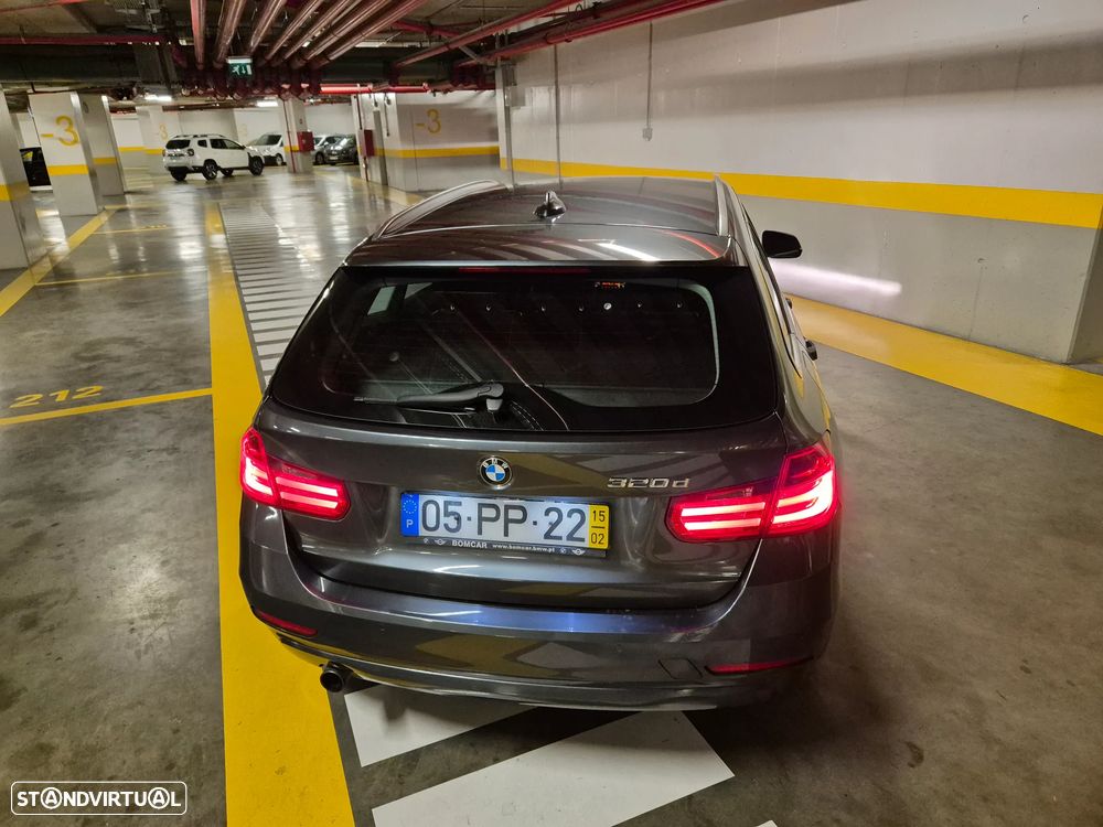 BMW 320 d Touring Line Modern - 14