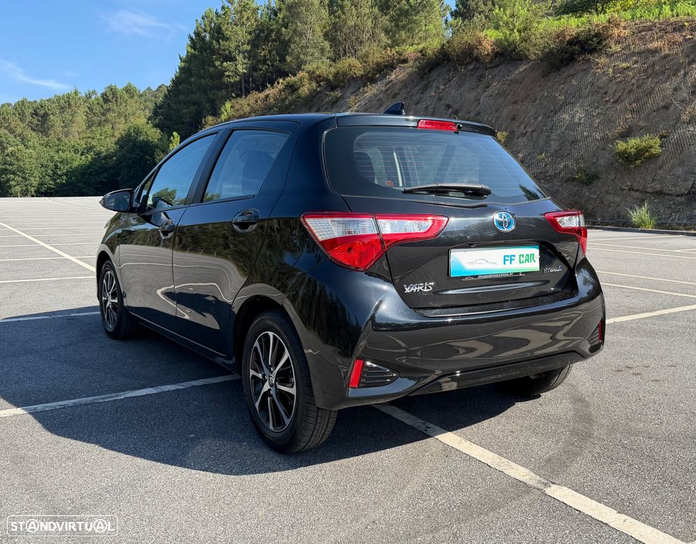 Toyota Yaris 1.5 HSD Comfort+P.Style - 10