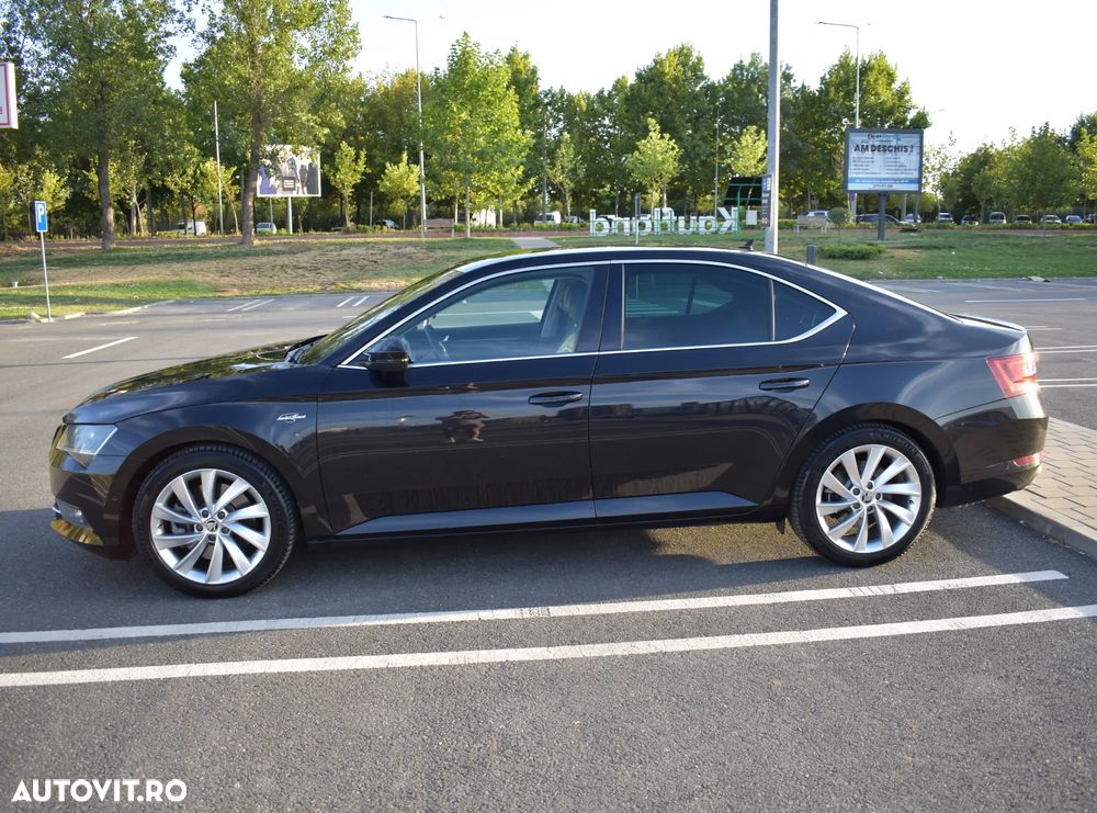 Skoda Superb 2.0 TSI DSG 4X4 Laurin & Klement - 5