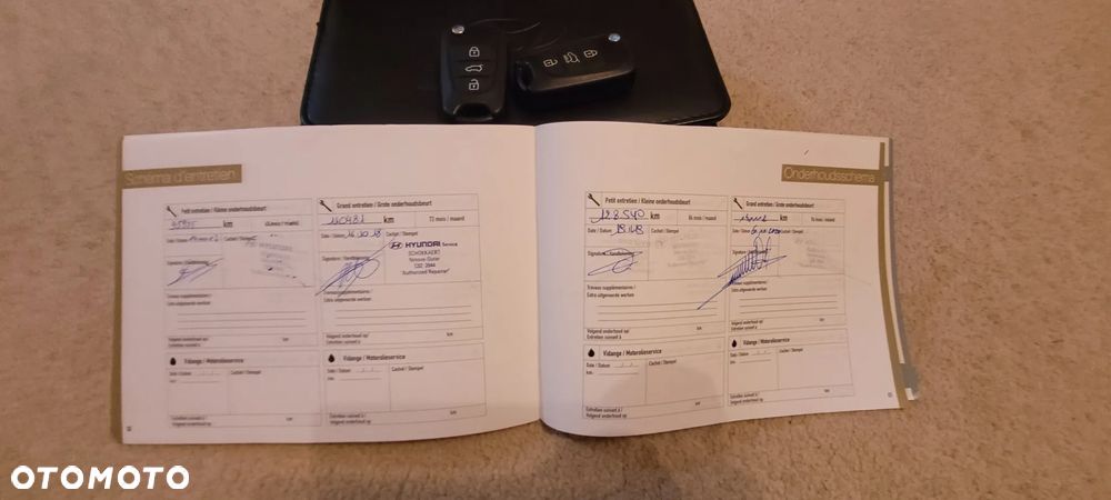 Hyundai ix35 1.7 CRDi 2WD blue Finale Gold - 37