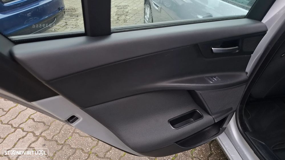 Jaguar XE 20d Aut. R-Sport - 28