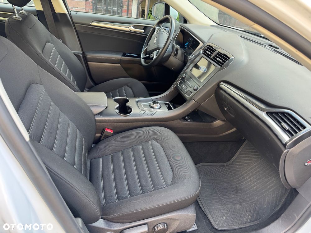 Ford Mondeo 2.0 TDCi STart-Stopp PowerShift-Aut Titanium - 12