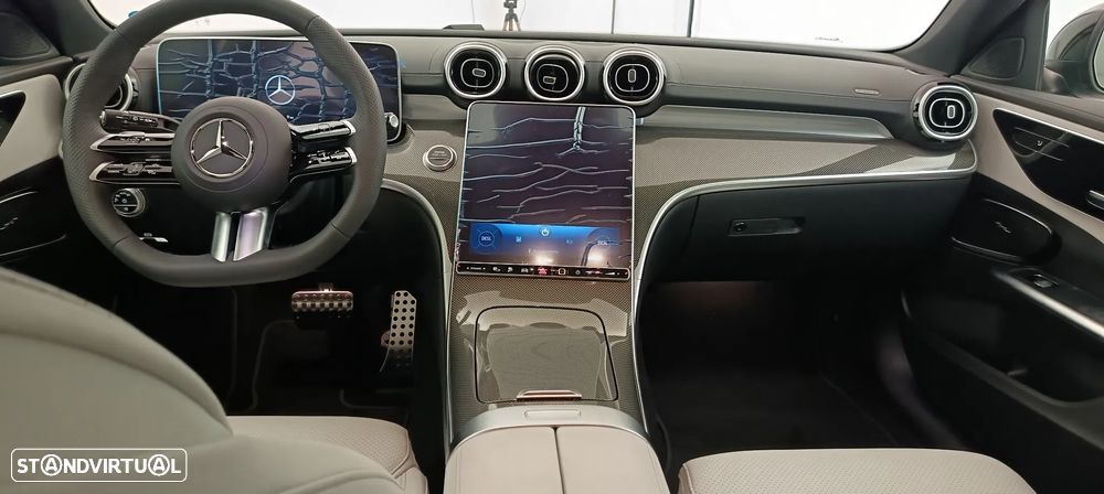 Mercedes-Benz C 300 de AMG Line - 18