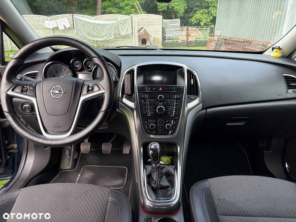 Opel Astra 1.4 T Cosmo - 15