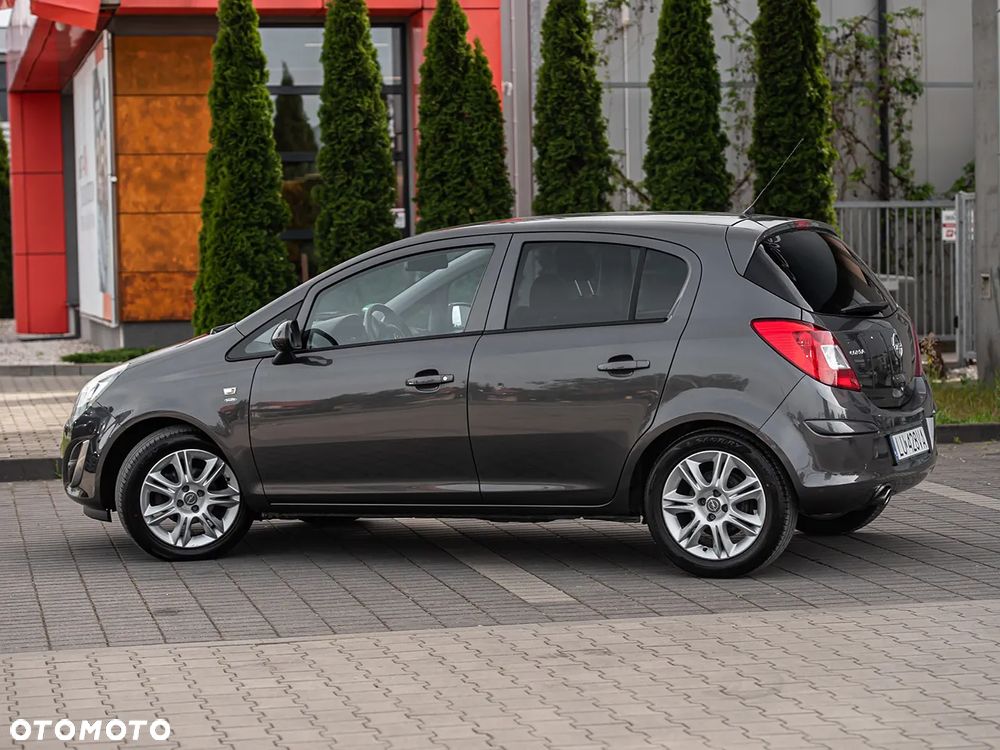 Opel Corsa 1.4 16V Innovation - 4