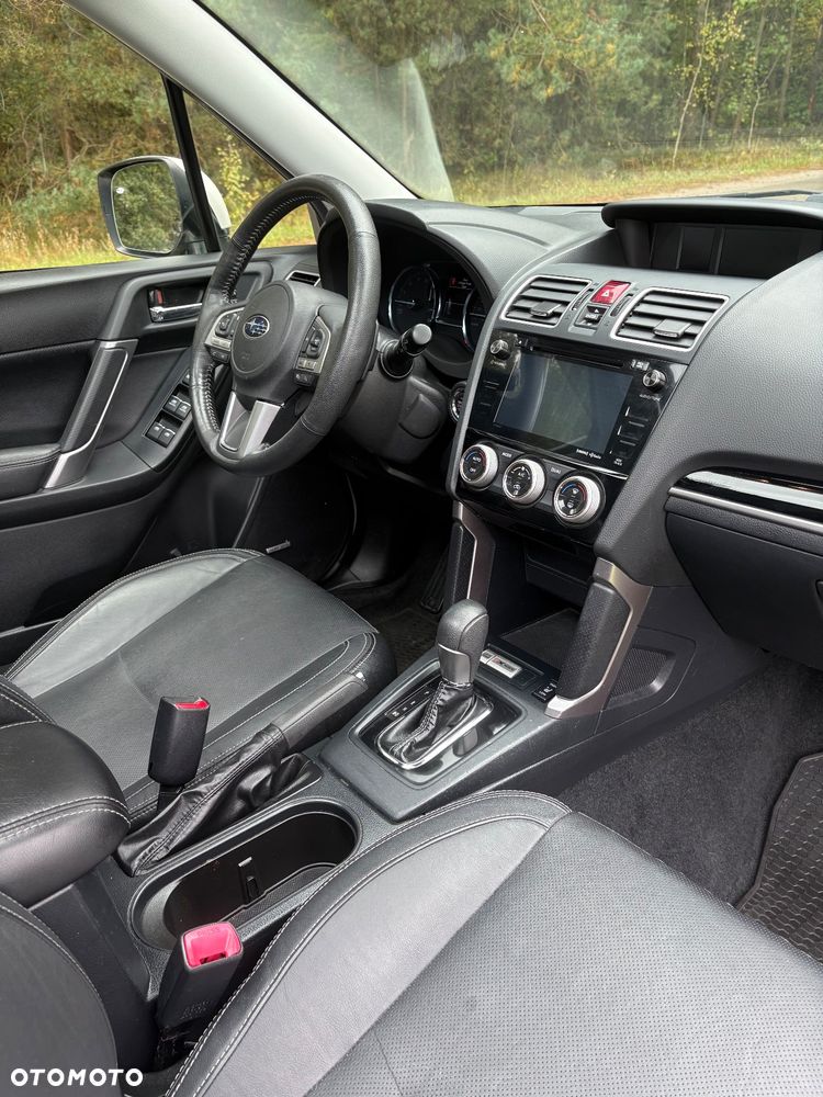 Subaru Forester 2.0 XT Comfort Lineartronic - 18