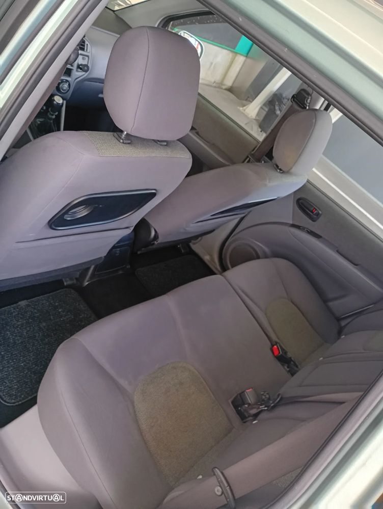 Hyundai Matrix 1.5 CRDi VGT Style - 11