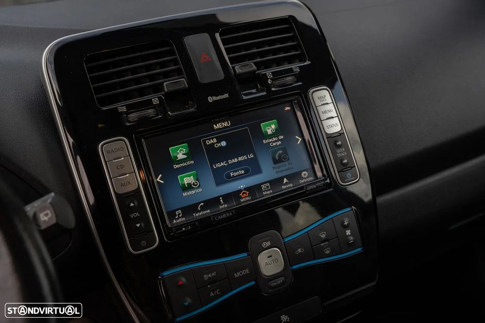 Nissan Leaf 24 kWh (c/ Bateria) Tekna - 17