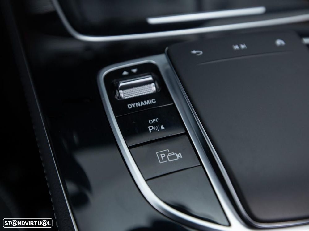 Mercedes-Benz E 300 de 4Matic 9G-TRONIC - 26
