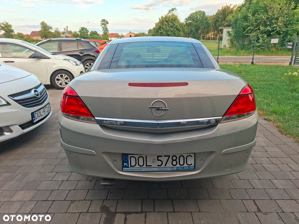 Opel Astra 1.8 Cosmo - 10