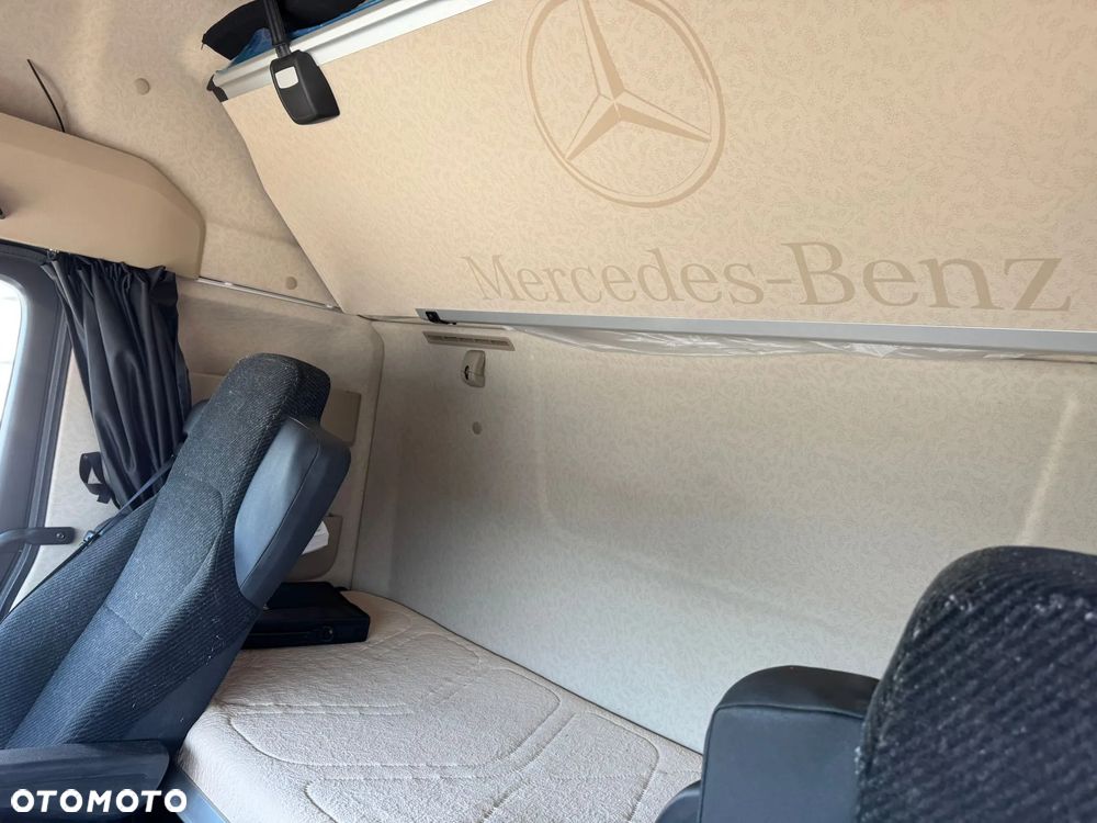 Mercedes-Benz ACTROS - 5