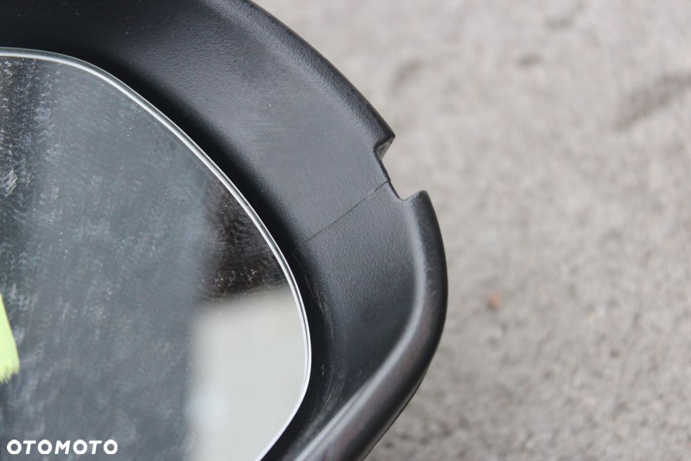 Lusterko Prawe Audi A1 5PIN - 6