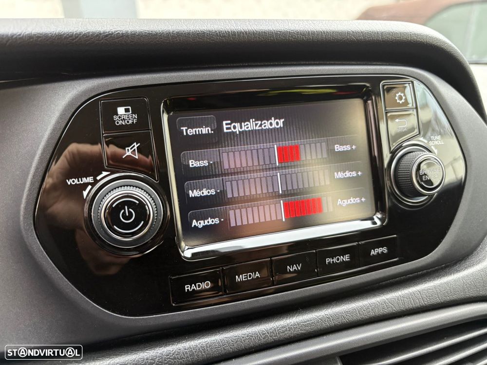 Fiat Tipo 1.3 M-Jet Lounge Tech J17 - 16