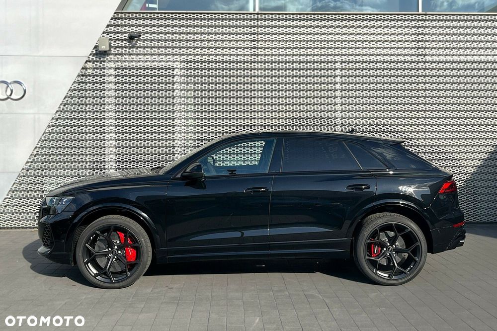 Audi RS Q8 - 9